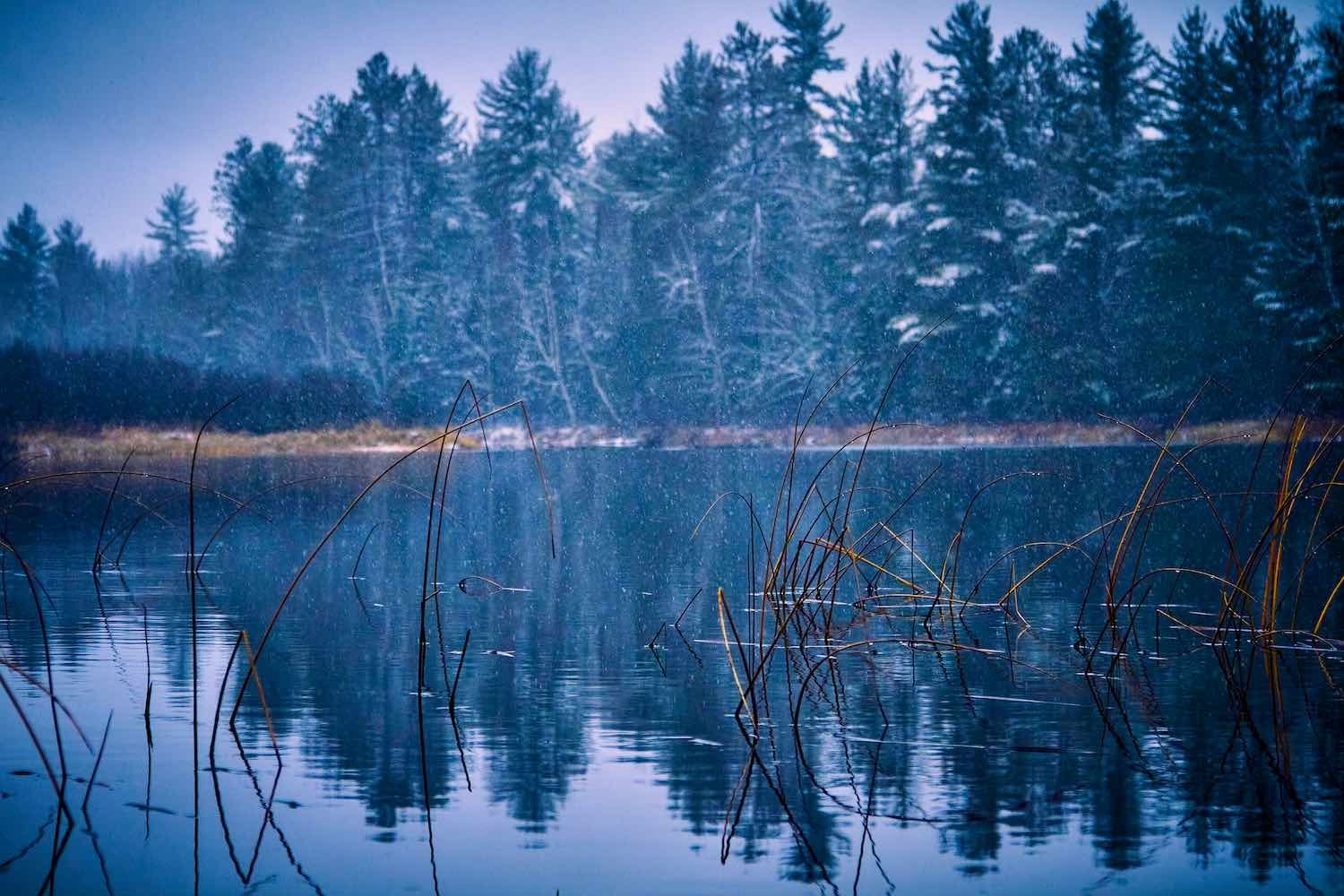 Snow Starts - Winter Kayaking Landscape Photography with the Canon 7D
